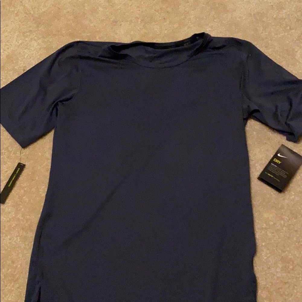 NWT Nike worktop top